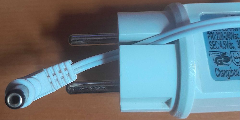 Блок живлення адаптер Ac/Dc Led Driver model Ed-045014-IP20 4.5 V