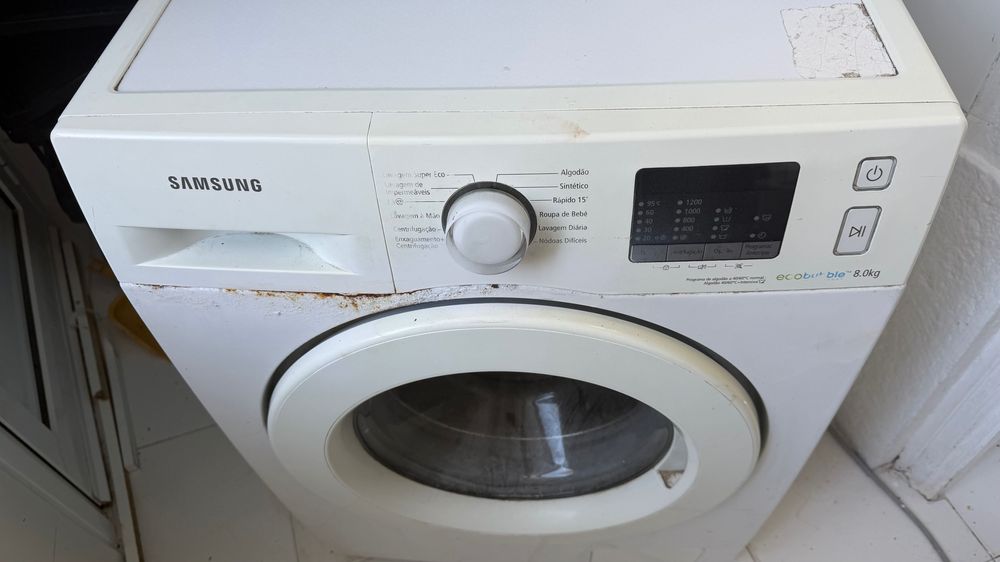Máquina de lavar roupa