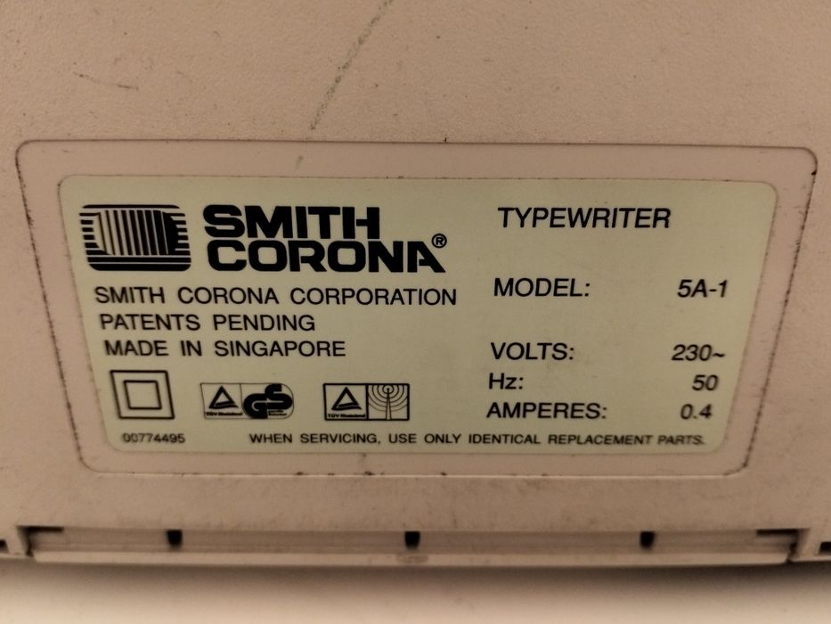 Maquina de escrever elétrica Smith Corona