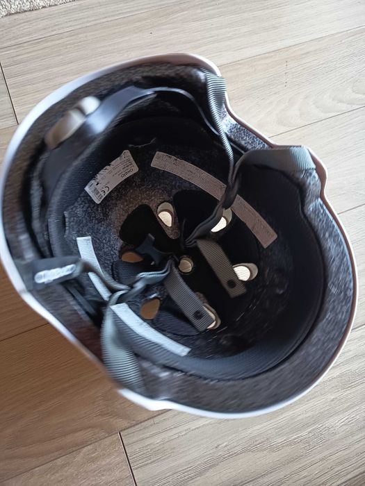 Proteções para skate e patinagem  Cotovelos, joelhos, pulsos, capacete