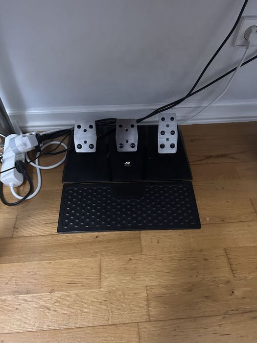 Suzuka steering wheel elite 3