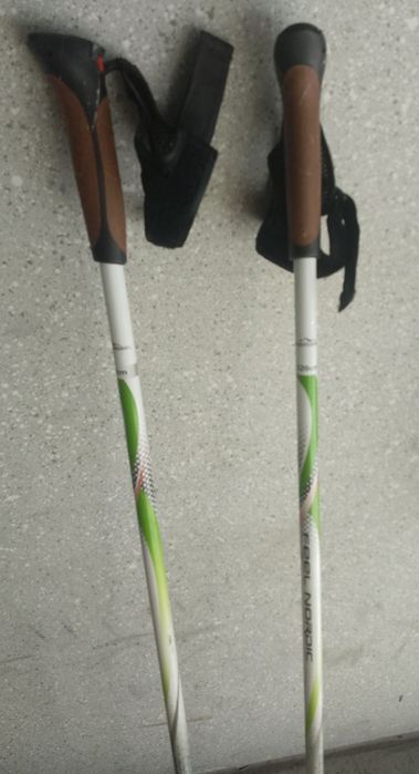 Kije  nordic walking feel adventuridge 120cm .105,115cm leKkie carbon