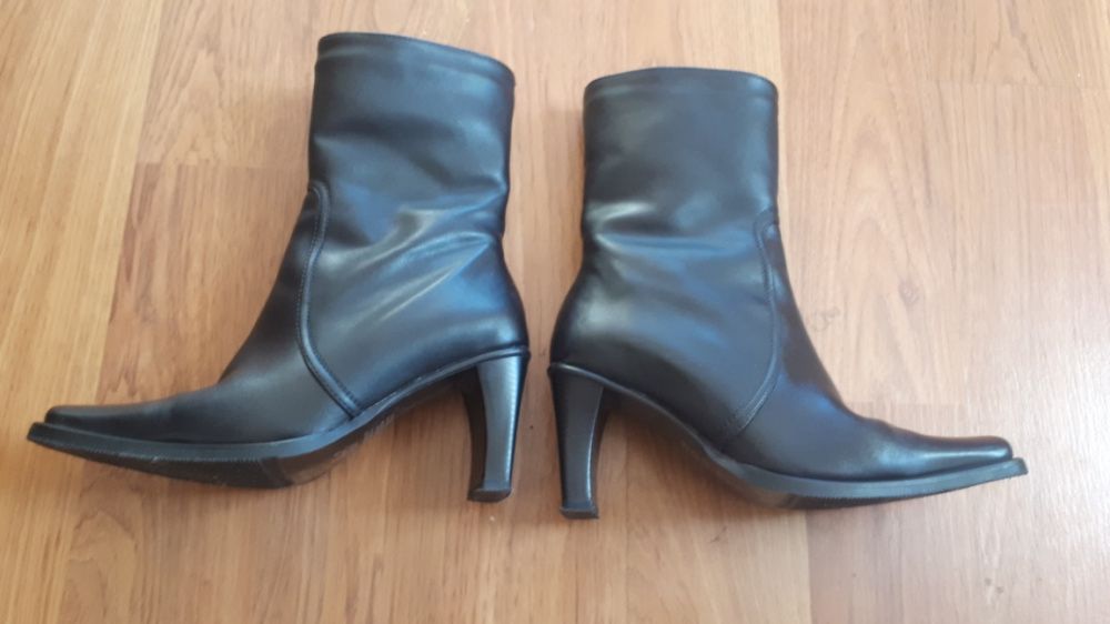 Jak nowe! Kozaczki, botki czarne r.35