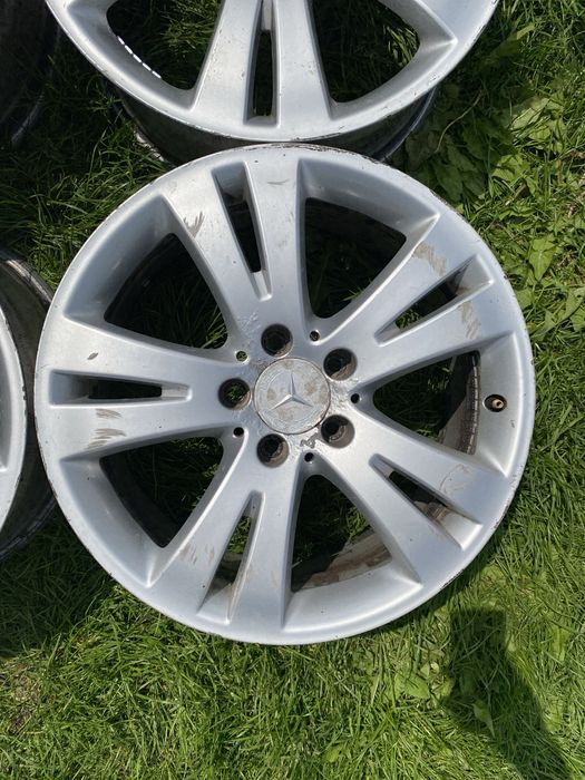 Оригінальні диски R17 Mercedes-Benz W204 5x112 ET47 A2044010402