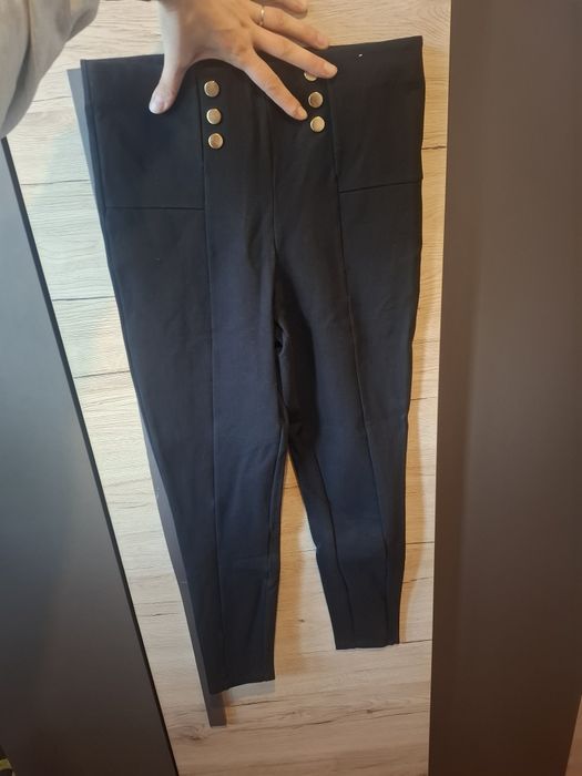 Spodnie czarne Papaya