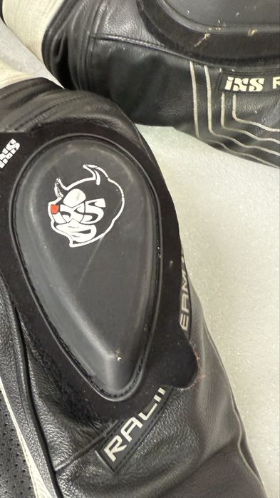 Fato de couro motard