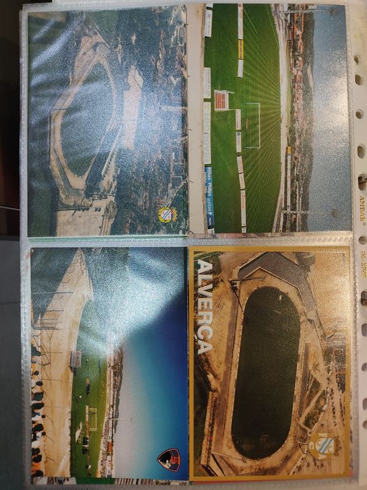 Pin / emblema e 5 postais estádio do FC Alverca