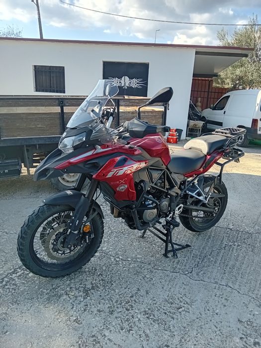BENELLI 502X Vermelha