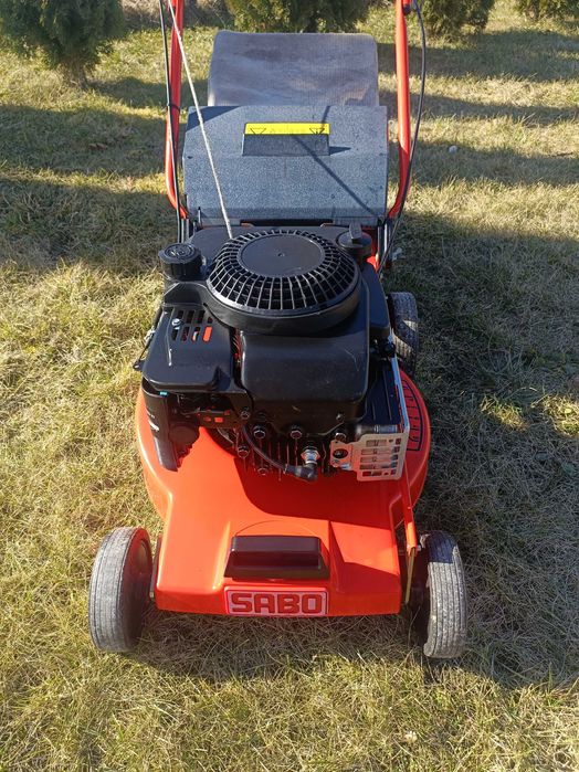 Sprzedam kosiarkę spalinową sabo