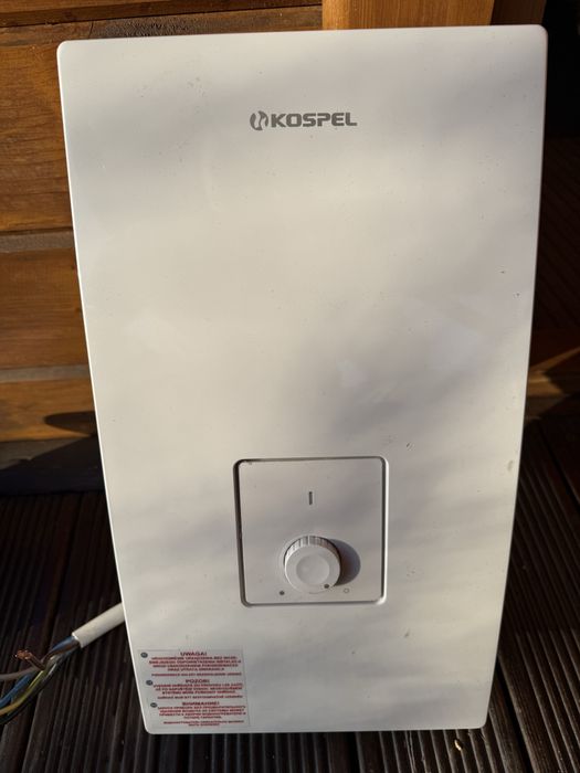Posgrzewacz wody przeplywowy 9 KW Kospel