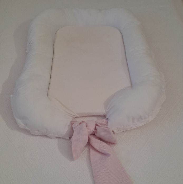 Ninho para cama bebé