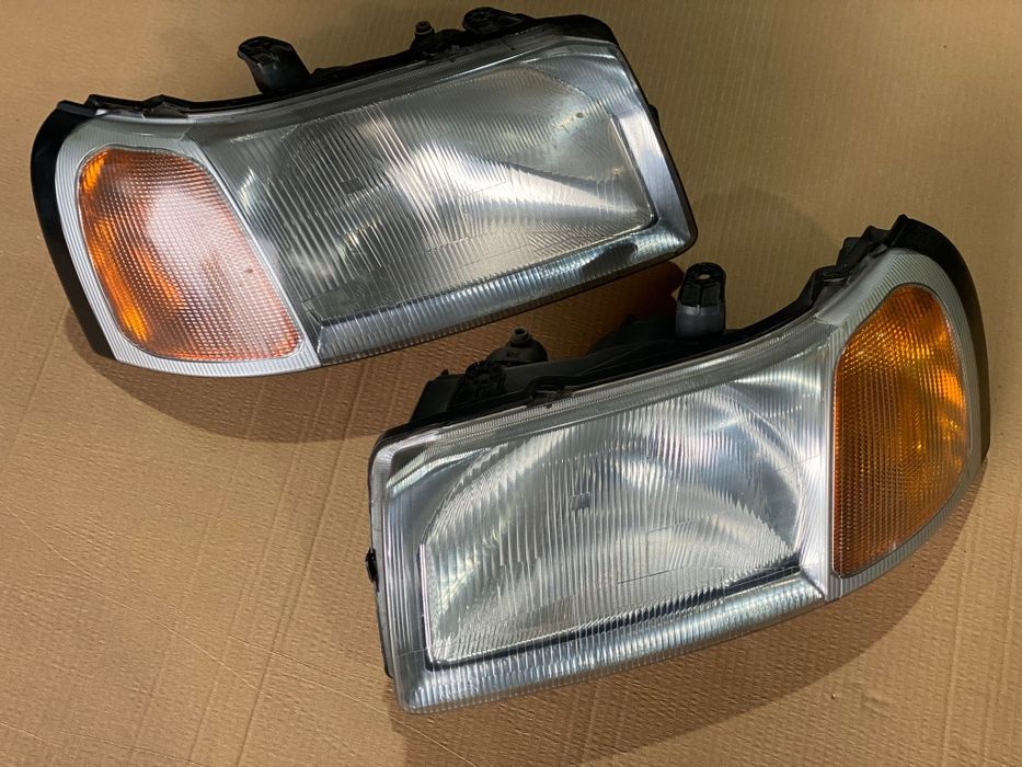 Oticas farois da frente Land Rover Freelander