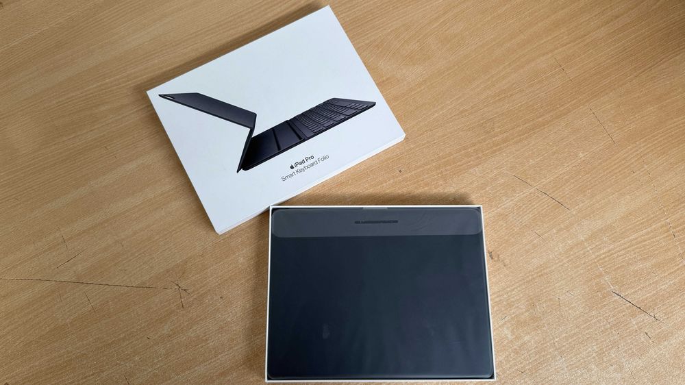 Etui na tablet Apple Smart Keyboard Folio 12,9 MU8H2B/A - NOWY