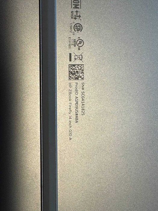 HP zbook firefly 14 g10  Ryzen 5 7640hs, 8 ddr5, 256 на ремонт