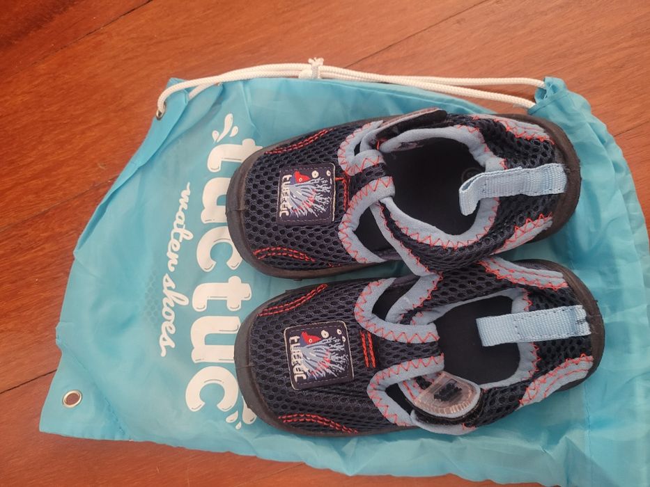 Sapatos de Água Tuc Tuc — Tamanho 23, impecáveis!