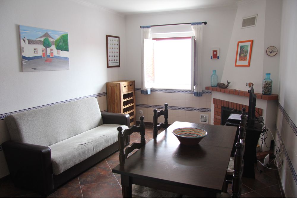 T1 duplex no centro Porto Covo