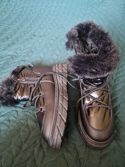 NOWE Buty ocieplane, zimowe Lee Cooper, rozm 39, czarne,futerko,ciepłe