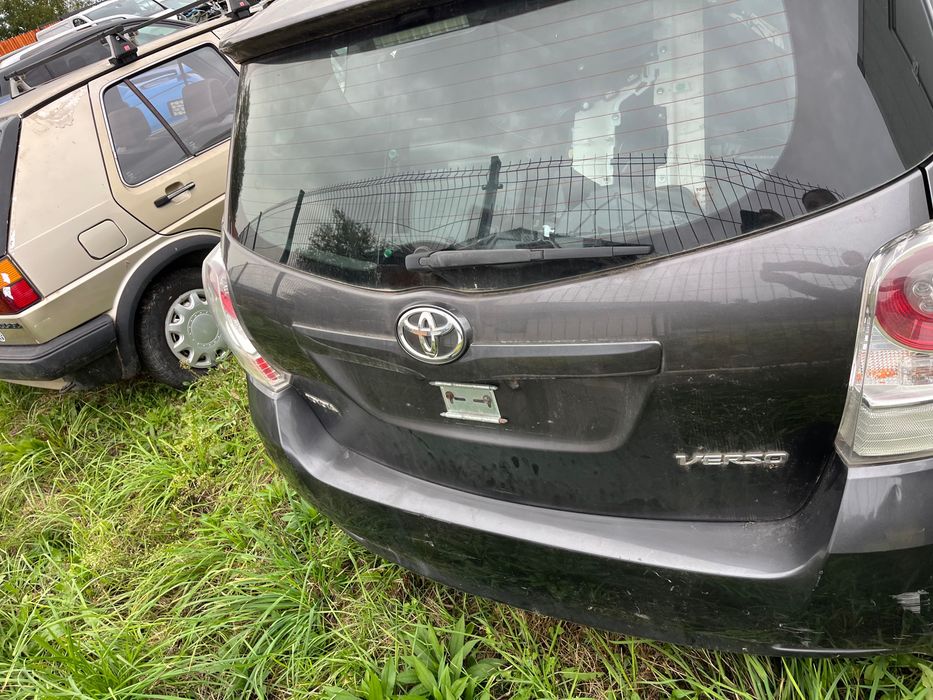 Toyota corolla verso Verso