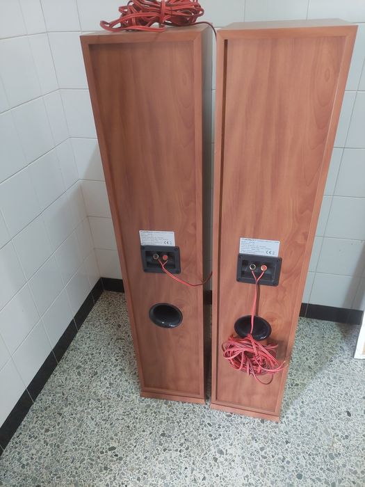 Colunas de som marca Madison
