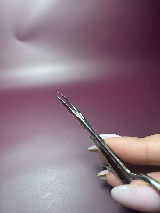 Ножиці для кутикули