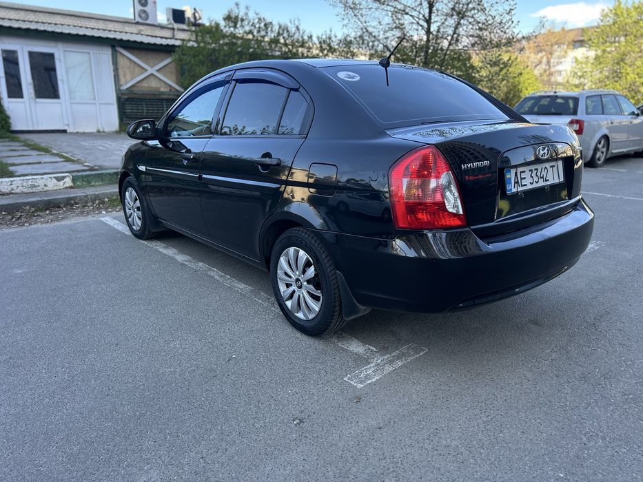 Hyndai accent avtomat
