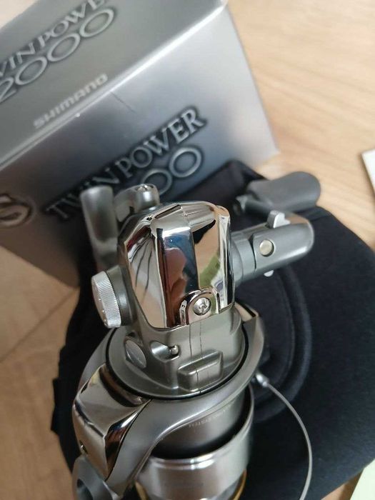 Kołowrotek Shimano 02 Twin Power