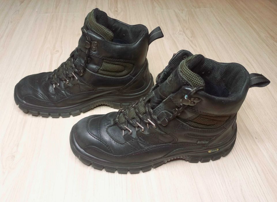 Черевики ecco  на goretex для підлітка  в гори непромокає оригінал