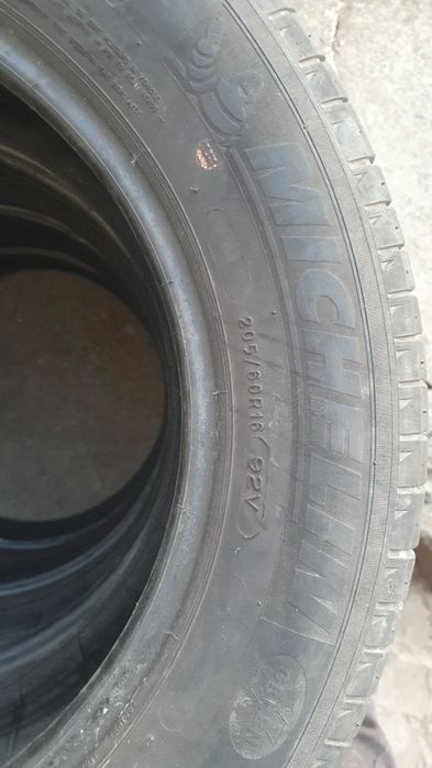Комплект коліс Michelin 205/60/16 ЛІТО Протектор 6 мм.