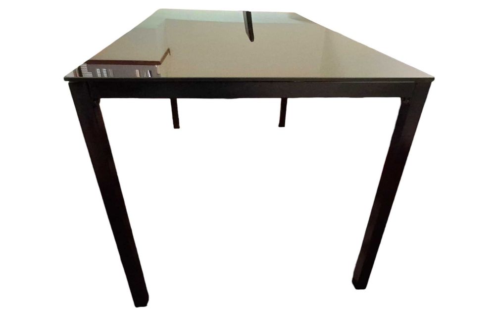 Mesa jantar preta com tampo vidro