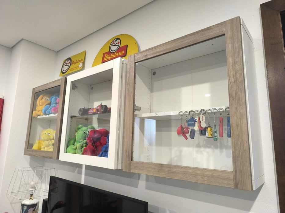 Armários bestã IKEA impecável