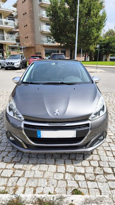 Peugeot 208 1.2 Puretech Style 82cv