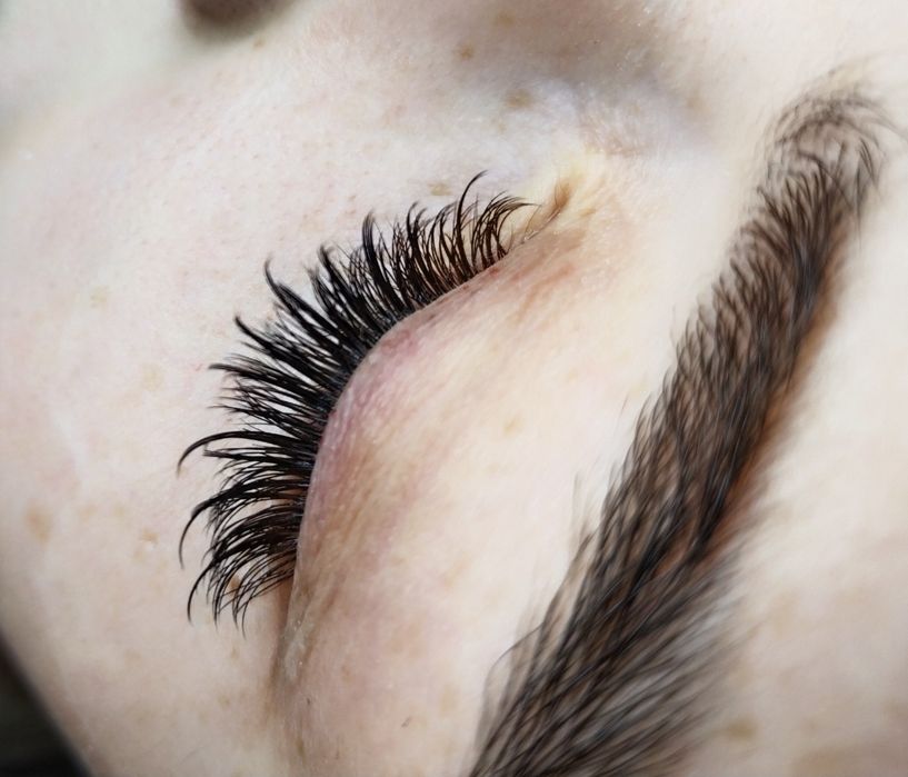 Нарощування вій в П.Борщагівці