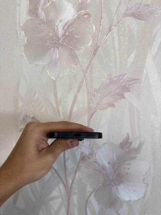 iPhone 15 128 GB Black