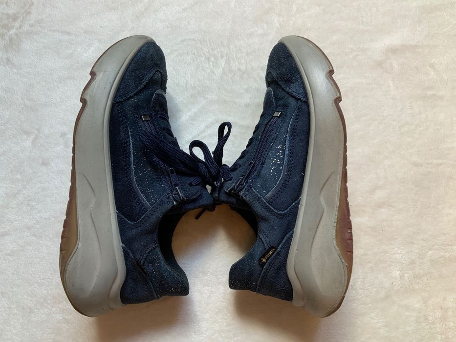 Trzewiki półbuty sneakersy Superfit rozm 35 Goretex