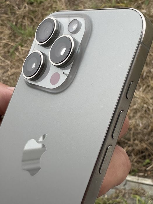 Iphone 16 pro jak Nowy faktura zobacz zamiana na  17 pro 18 pro