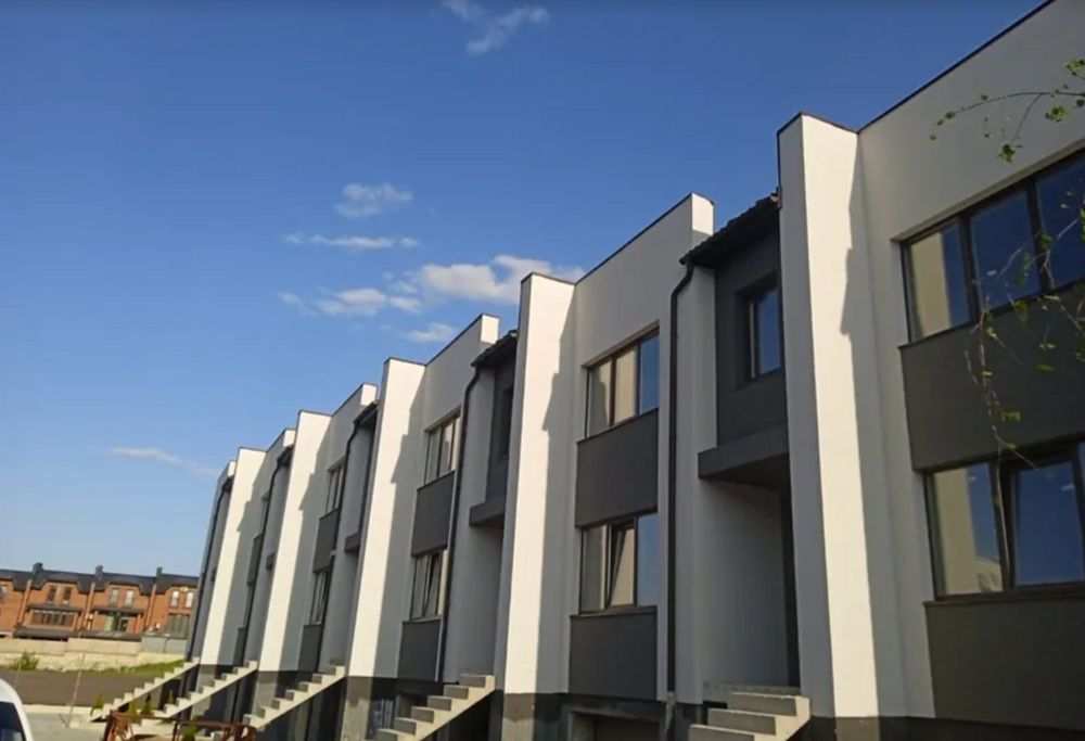 Продаж 3 пов. таунхауса, ділянка 3 сот, 190 кв.м. Петриків