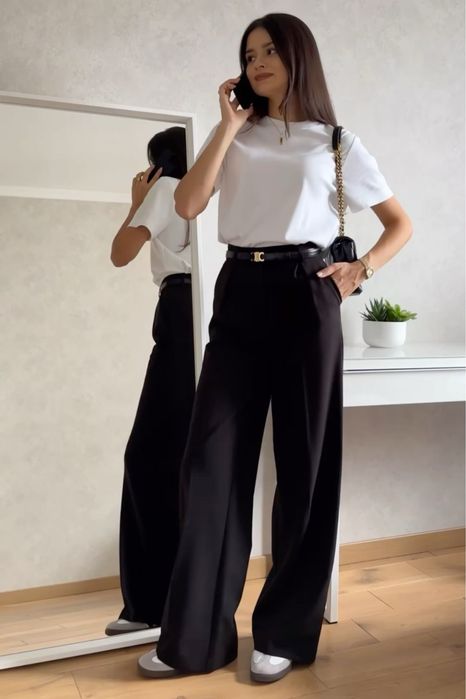 Чорні брюки з защипами Zara штани