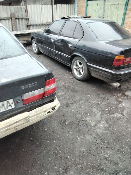 Продам запчастини бмв е34