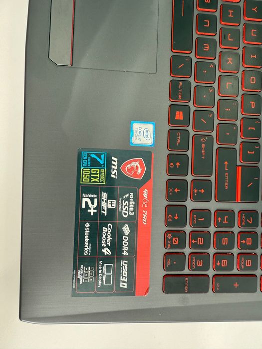 Laptop MSI GV62 7RD intel CORE i7