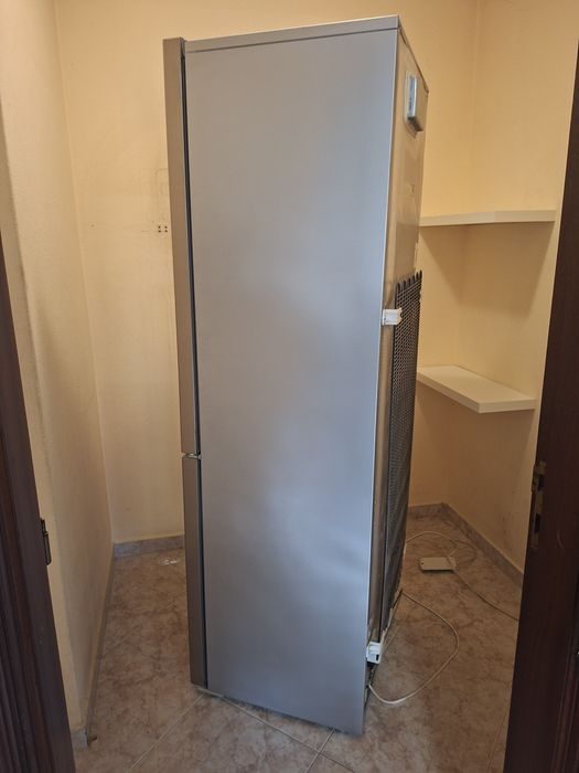 Vendo frigorífico Beko RCNA320K2OPT