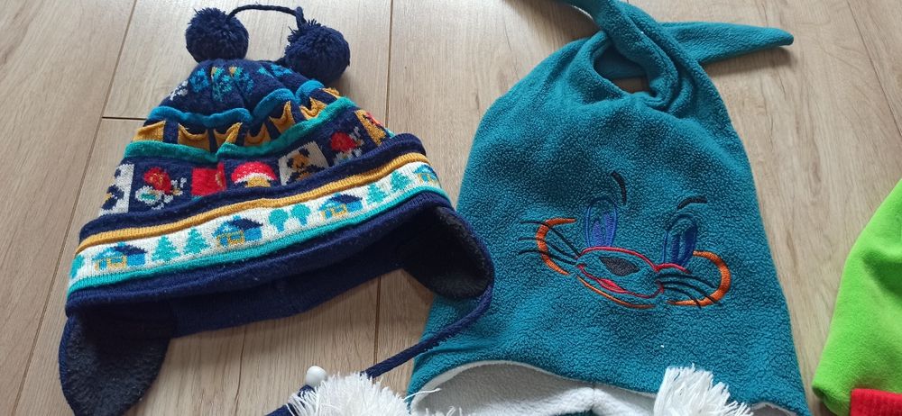 Zima zestaw czapek, wiek 3-4l