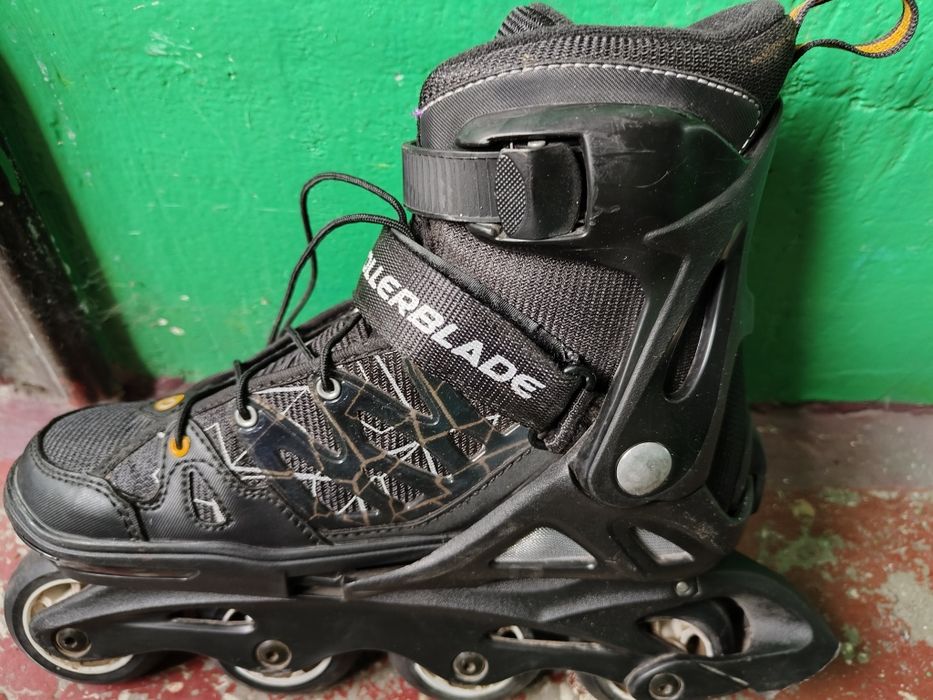 Продам ролики Rollerblade