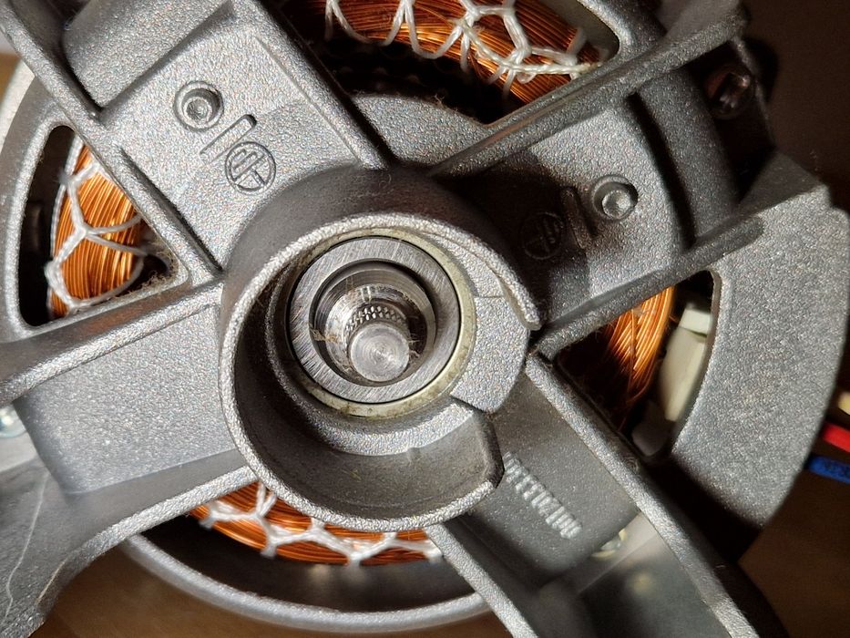 Silnik przemiennik NIDEC do Pralki Electrolux EWT1367VDW EWT 1367