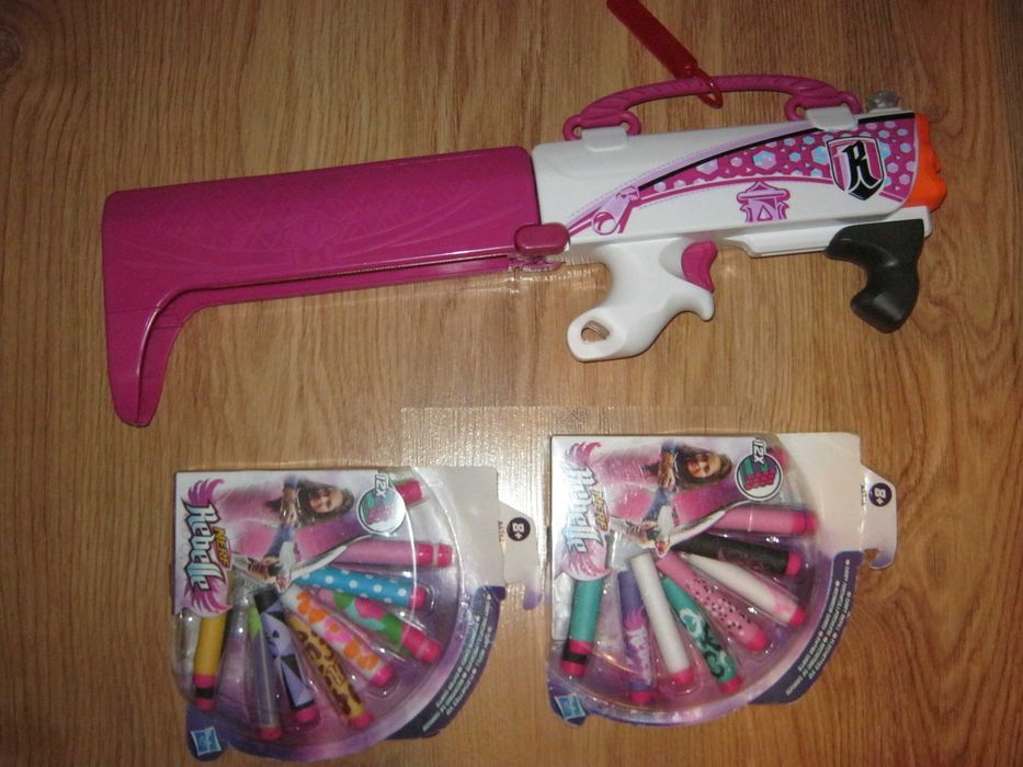 NERF dla dziewczynki + 2 zestawy strzałek