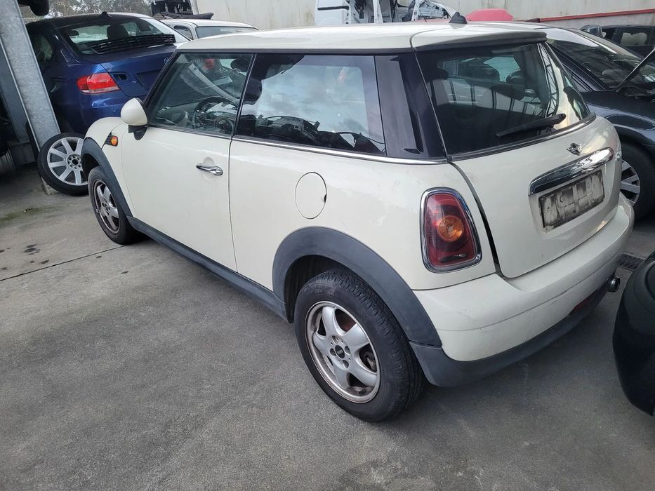Mini Cooper R56 2010 para peças