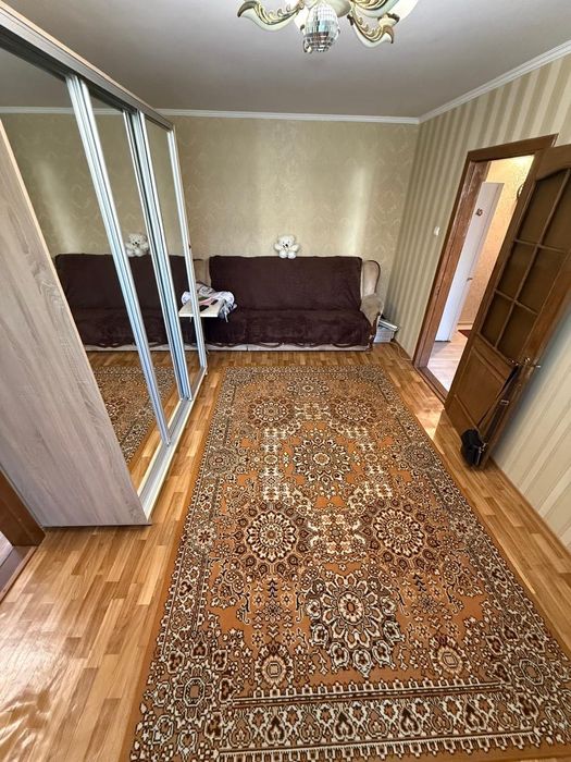 Продам отличную 2х комнатную квартиру в Ингульском районе.  Район рынка Колос.