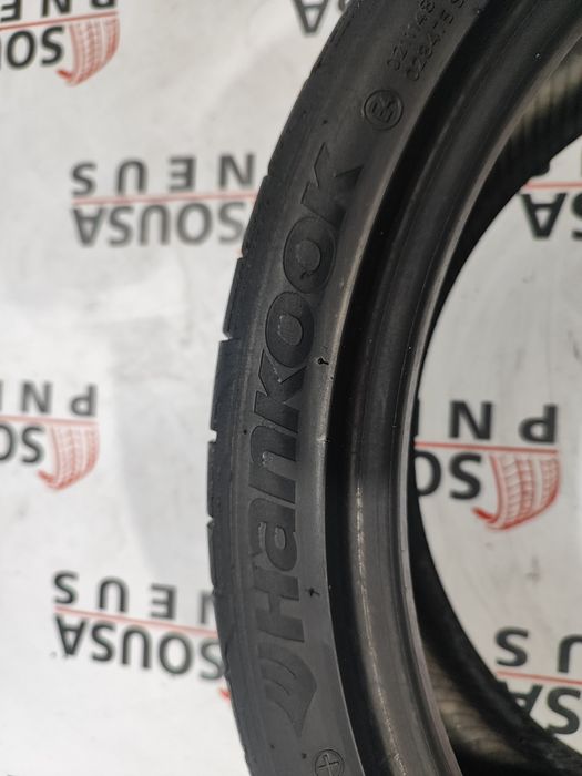 2 pneus semi novos 235-35R19 Hankook - Oferta dos  portes