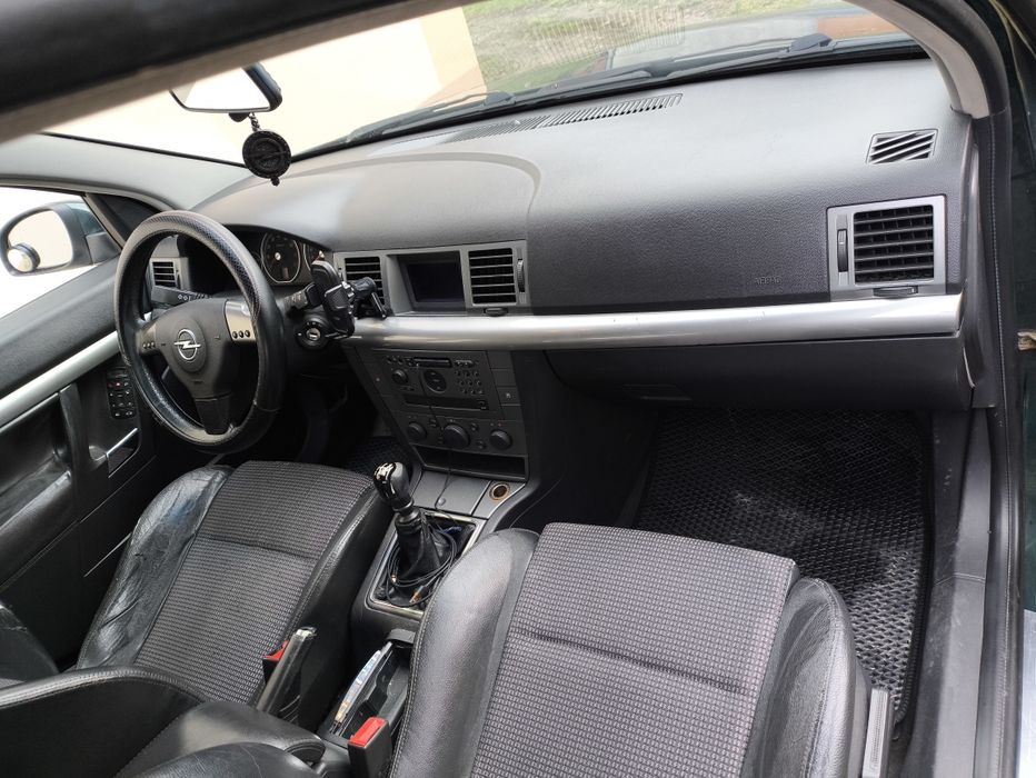 Продам автомобіль  Opel Vectra C 2004р.