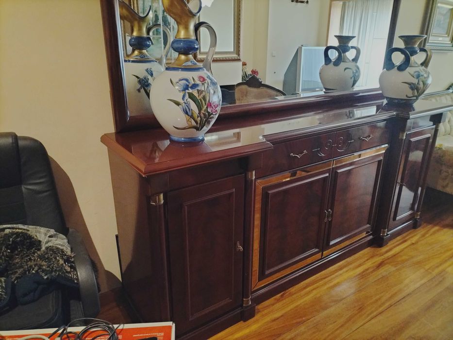 Aparador Cerejeira maciço