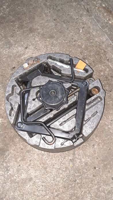 Органайзер домкрат донкрат Opel Astra G H J Vectra C Signum Zafira